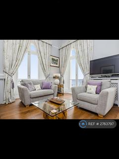 2 bedroom flat to rent, Neville House, Brighton, BN2