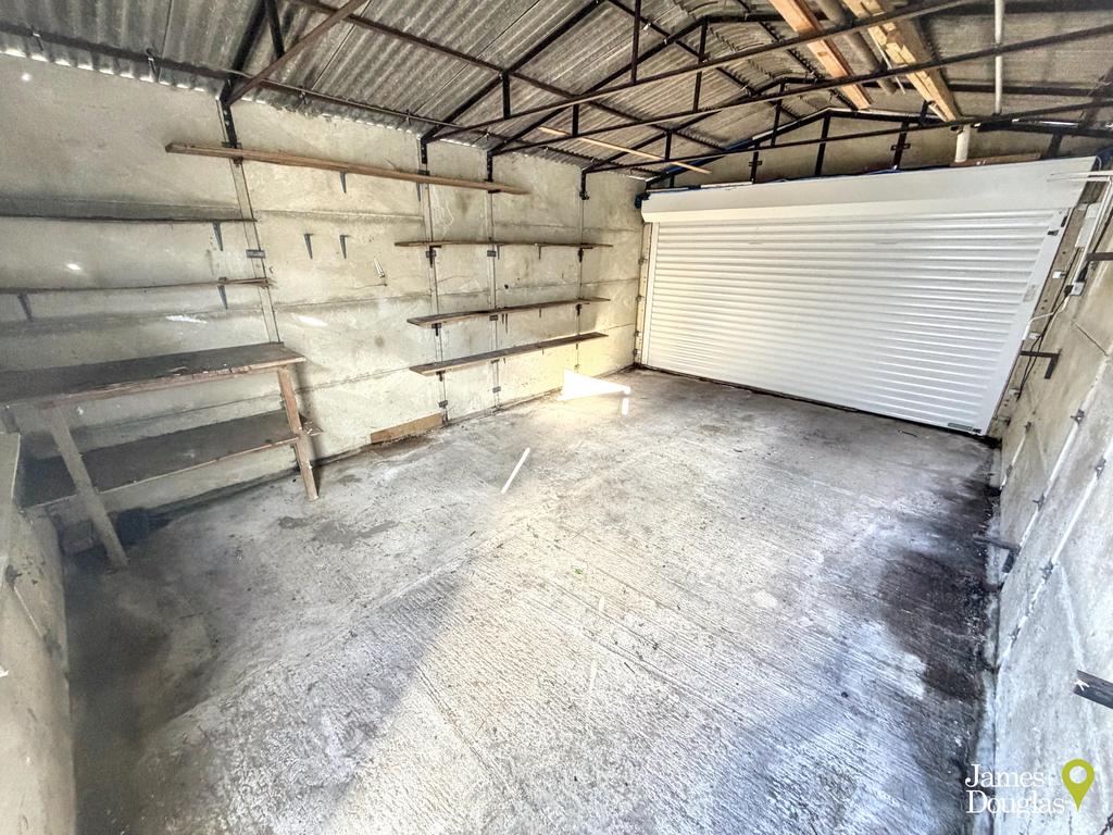Garage1