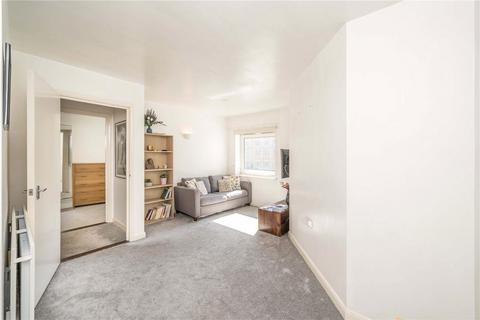1 bedroom flat for sale, Atwood House, London W14