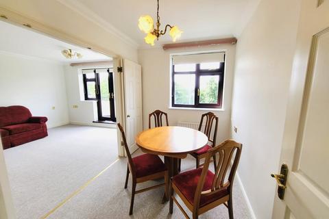 2 bedroom flat for sale, Eaton Court, 126 Edgware Way HA8