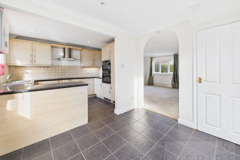 undefined, Matthey Place, Crawley RH10