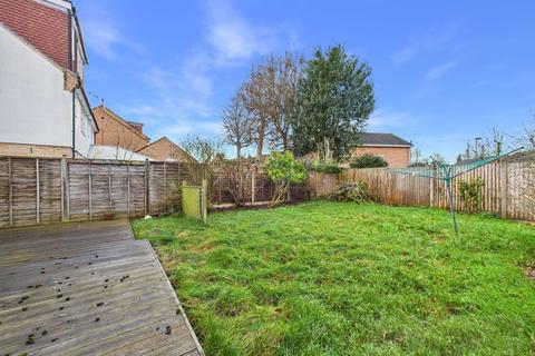 undefined, Matthey Place, Crawley RH10