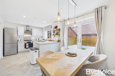 4 bedroom detached house for sale, Roberts Drive, Haverhill, Suffolk