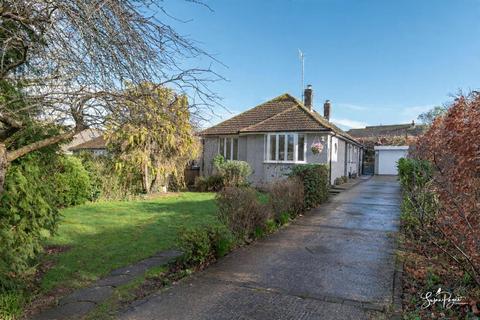 3 bedroom detached bungalow for sale, Gully Road, Seaview