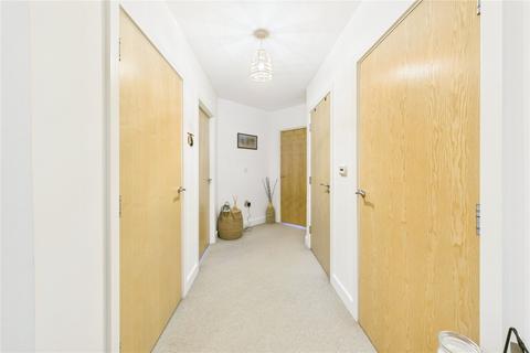 1 bedroom apartment to rent, Cantelupe Road, West Sussex RH19
