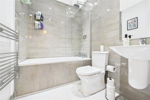 1 bedroom apartment to rent, Cantelupe Road, West Sussex RH19