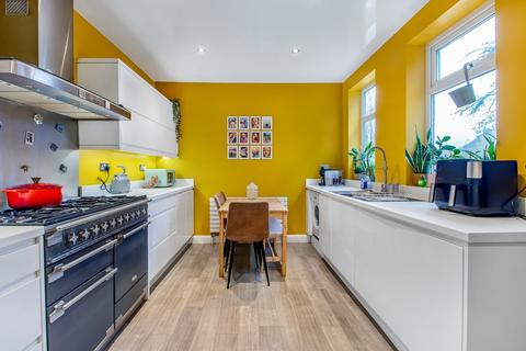 3 bedroom terraced house for sale, Barton Avenue, Urmston, Manchester, M41