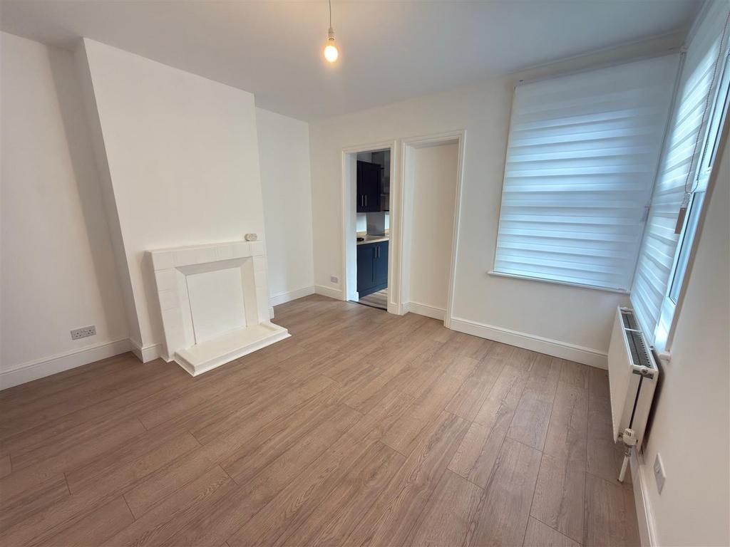 Dining Room.jpg