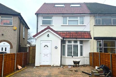 Dickens Avenue, Uxbridge, Greater London, UB8