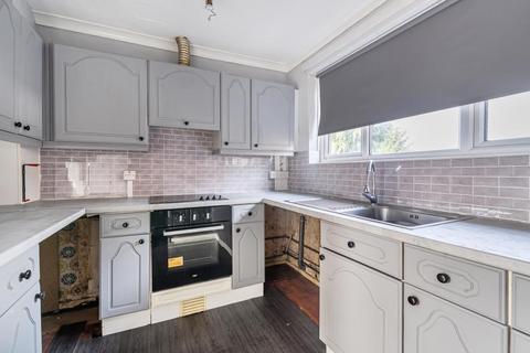 undefined, Newbury,  Berkshire,  RG14