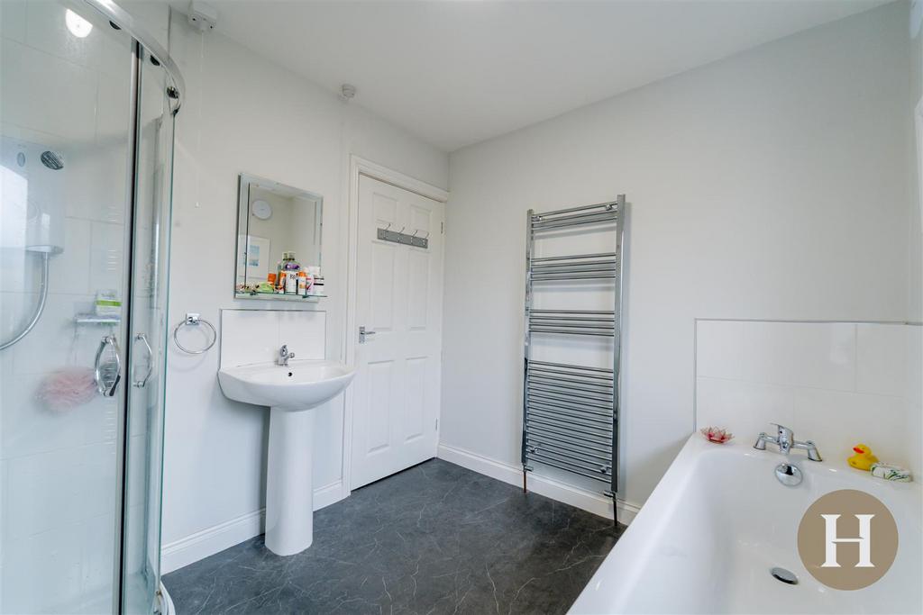 Hadleigh Estate Agents-16.jpg