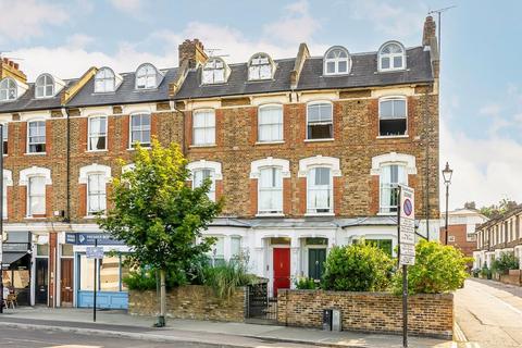 Drayton Park, London N5