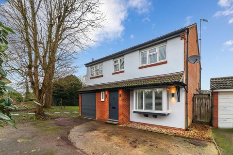 4 bedroom detached house for sale, Roman Gardens, Kings Langley, WD4
