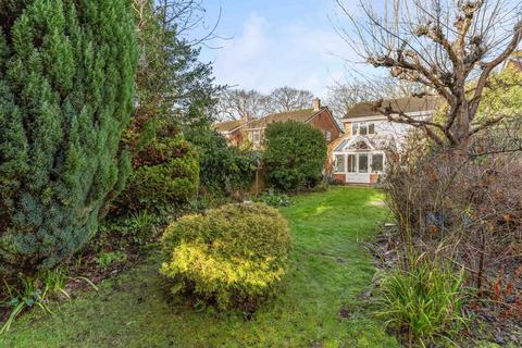 4 bedroom detached house for sale, Juniper Close, Billericay CM11