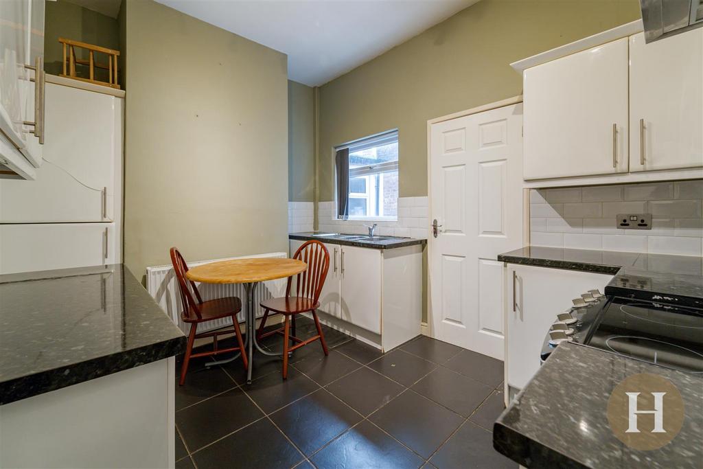 Hadleigh Estate Agents-12.jpg