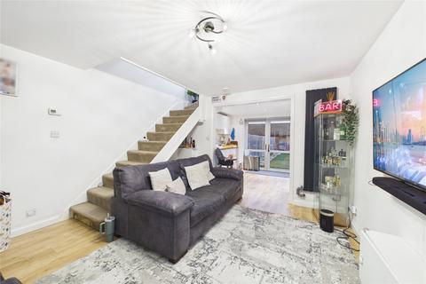 2 bedroom end of terrace house for sale, The Delph, Lower Earley, Reading, Berkshire, RG6