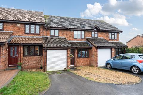 3 bedroom terraced house for sale, Hanbury Drive, Calcot, Reading