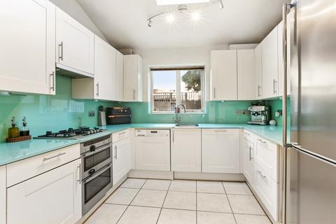 4 bedroom terraced house for sale, Claygate Road, Ealing, London, W13