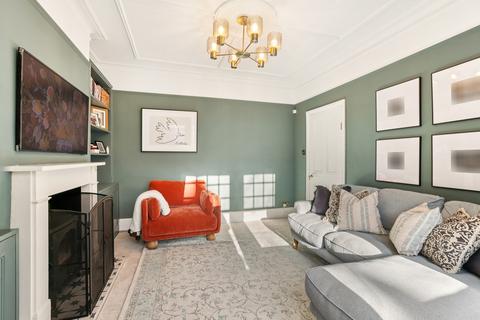 Claygate Road, Ealing, London, W13