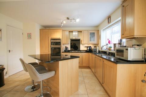 4 bedroom detached house for sale, Bedfordshire Way, Wokingham, RG41