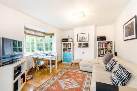 undefined, Neale Close, N2