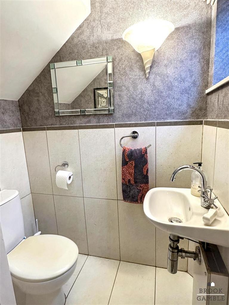 01323 438506