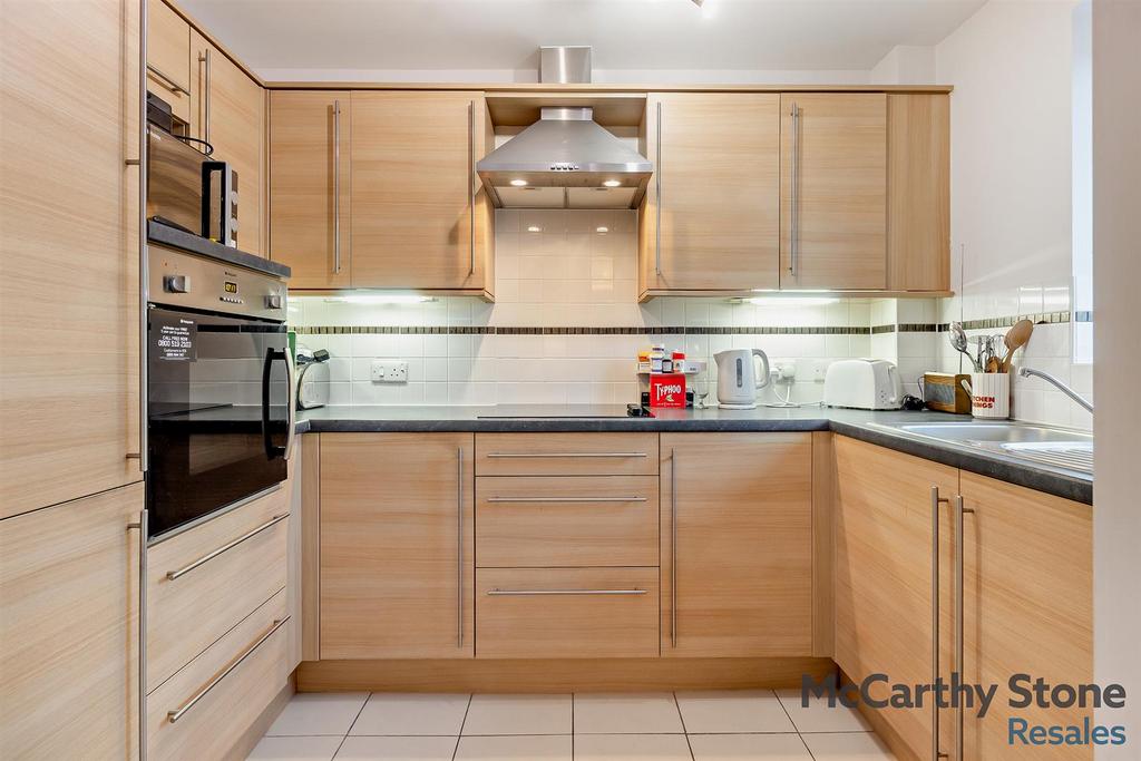 8673041-interior08-800.jpg