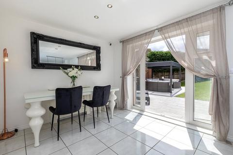 undefined, Peach Road, HORLEY, Surrey, RH6