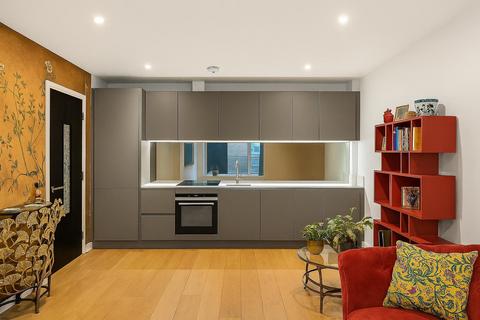 2 bedroom flat for sale, Garratt Lane, Earlsfield, London, SW18