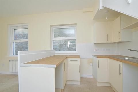 2 bedroom house for sale, INVESTMENT OPPORTUNITY * SANDOWN