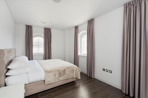 undefined, Marconi House, 335 Strand, London WC2R