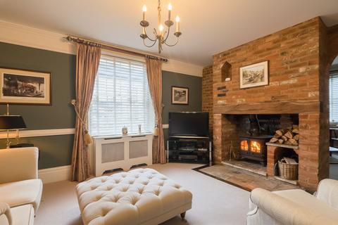 3 bedroom semi-detached house for sale, High Street, Hadleigh, IP7