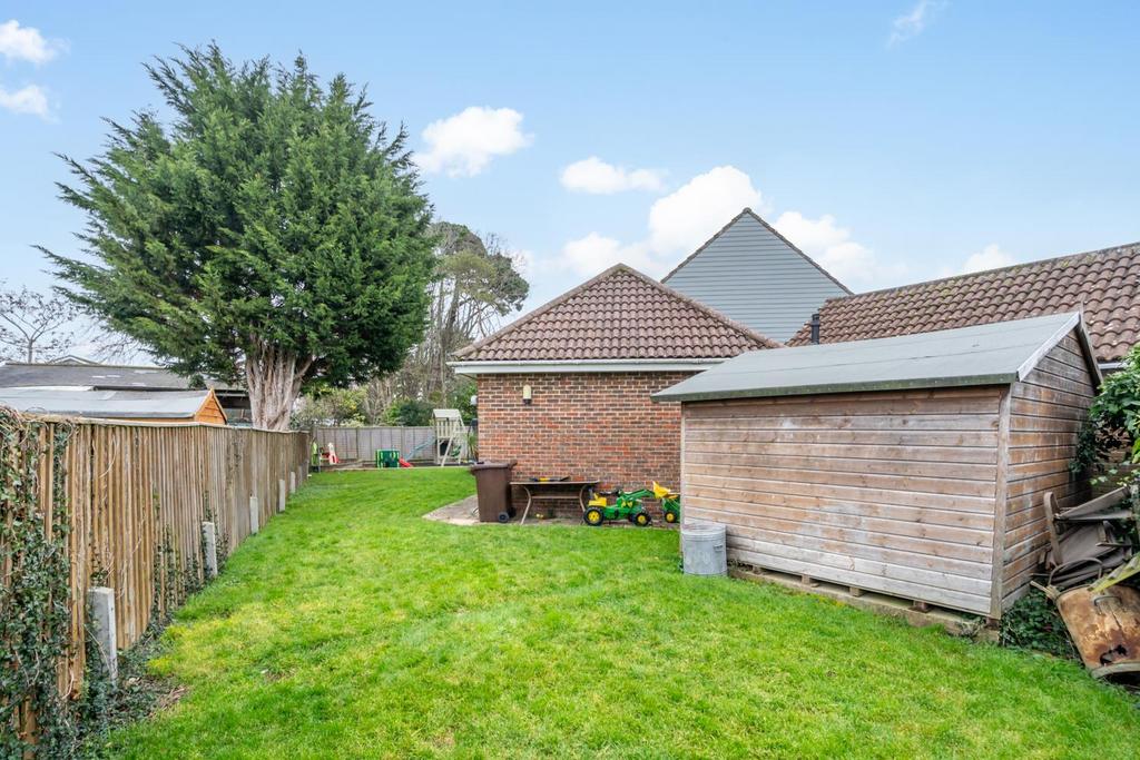 Rear Garden (3).jpg
