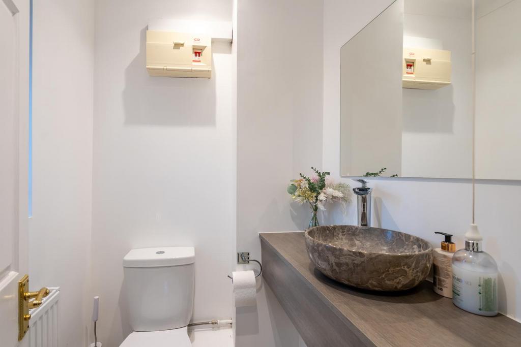 Cloakroom.jpg