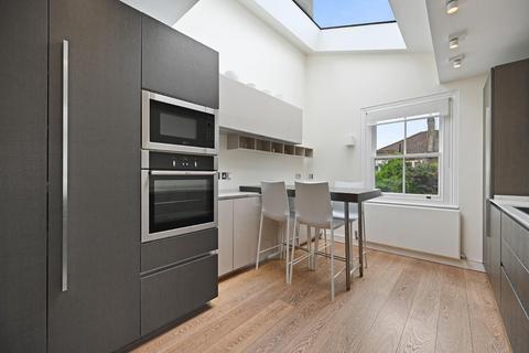 undefined, Tournay Road, Fulham, SW6