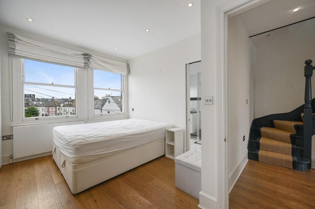RCFBL- UM  tournay road- bedroom A3 (1).jpg