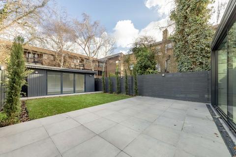 3 bedroom flat to rent, Fordwych Road, London NW2