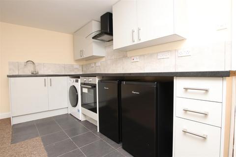 undefined, 19 Downleaze, Bristol BS9