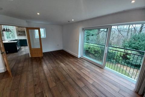 undefined, Park Avenue, Roundhay, Leeds, West Yorkshire, LS8