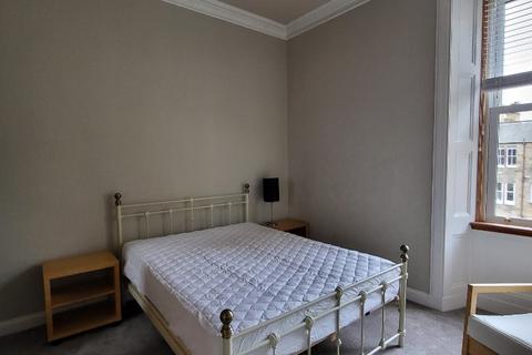 2 bedroom flat to rent, Bruntsfield Avenue , Edinburgh EH10