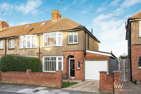 undefined, Harcourt Street, Luton, LU1