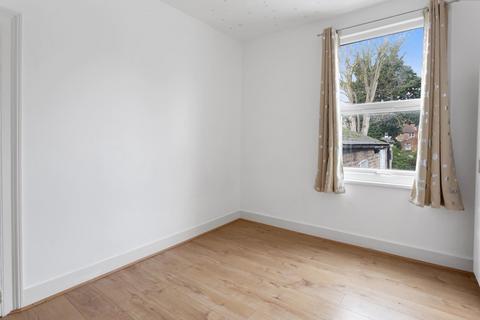 2 bedroom apartment for sale, Beaconsfield Road, London