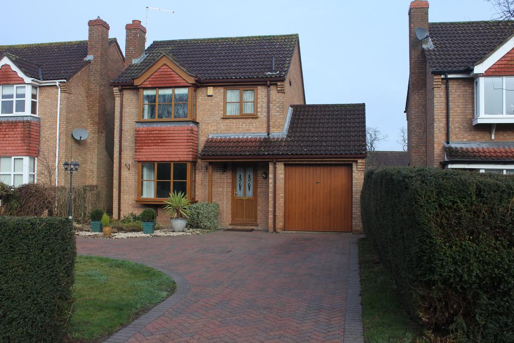 Front Aspect &amp; Drive