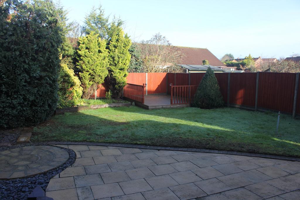 Patio & Rear Garden