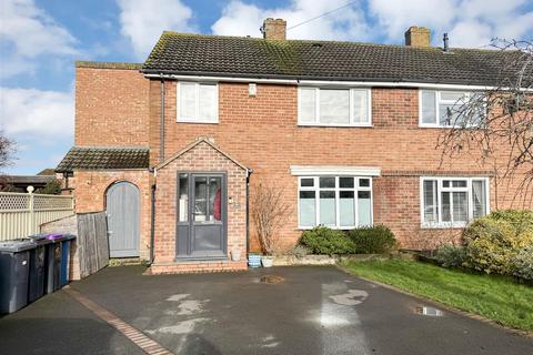 undefined, St. Lawrence Boulevard, Radcliffe-On-Trent, Nottingham