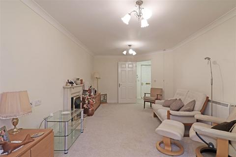 undefined, London Road, Redhill