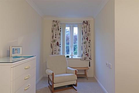 1 bedroom retirement property for sale, London Road, Redhill