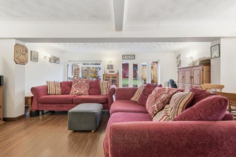 3 bedroom end of terrace house for sale, Udall Gardens, Collier Row, Romford, RM5