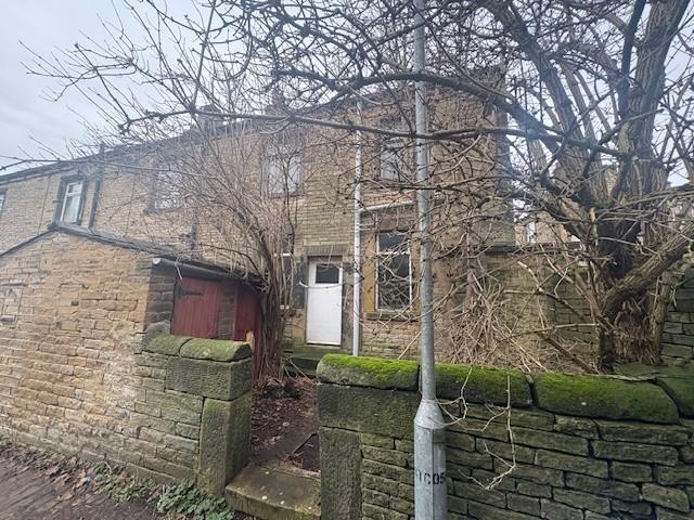 4 Brookside Back.jpg