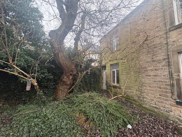 4 Brookside Front1.jpg